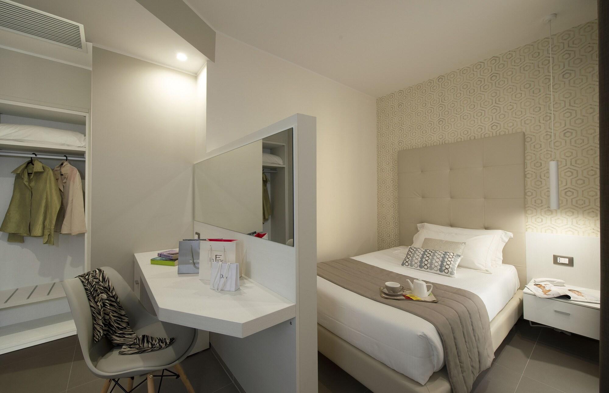 Hotel H21 Milaan Buitenkant foto