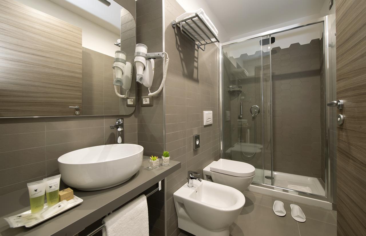 Hotel H21 Milaan Buitenkant foto