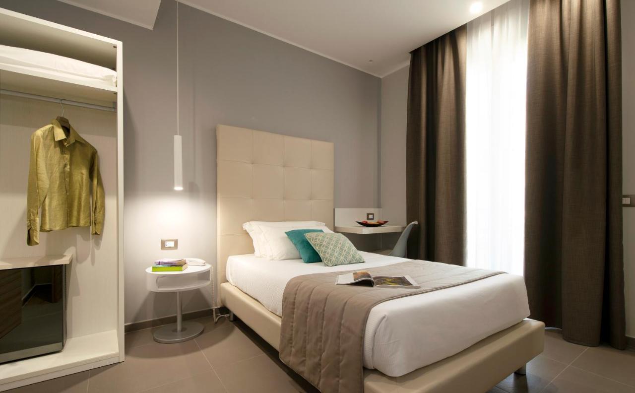 Hotel H21 Milaan Buitenkant foto
